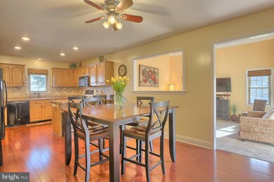 219 Date Dr, Leola, PA 17540 - photo 5