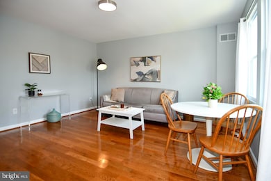1643 Montello Ave NE unit 4, Washington, DC 20002 - photo 4