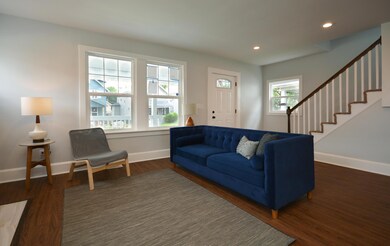 Living Room (5)