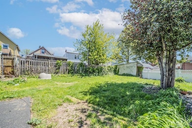 228 Washington Ave unit 2, Carteret, NJ 07008 - photo 2