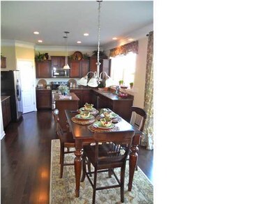 10221 Hornbeam Blvd, Louisville, KY 40228 - photo 6