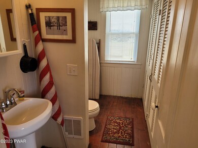 765 Stock Farm Rd, Lake Ariel, PA 18436 - photo 7