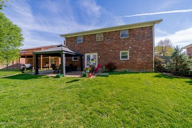 8308 Cloverport Dr, Louisville, KY 40228 - photo 3