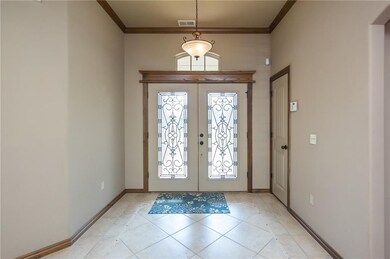 913 Ryan Rd, Moore, OK 73160 - photo 4