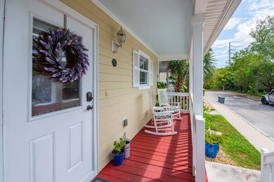 52 Coral Way