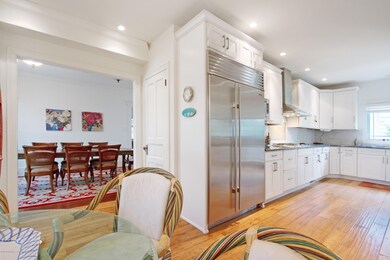 Kitchen.Sub-Zero