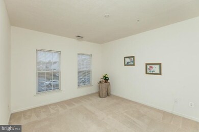 5352 Glenthorne Ct unit 5352, Baltimore, MD 21237 - photo 3