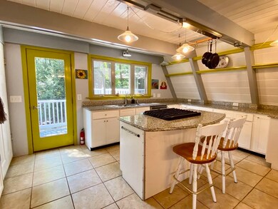 16 Morgan Cir, Amherst, MA 01002 - photo 6