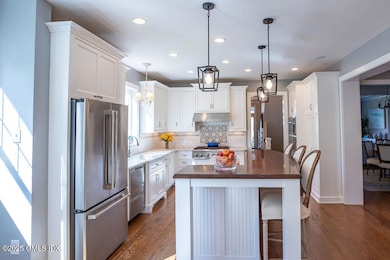 9 Center Rd, Old Greenwich, CT 06870 - photo 6