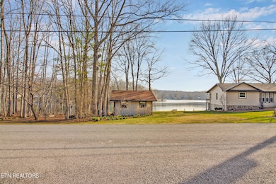 174 Dovenshire Dr, Crossville, TN 38558 - photo 4