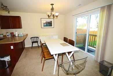 8227 226th St SW unit B, Edmonds, WA 98026 - photo 5