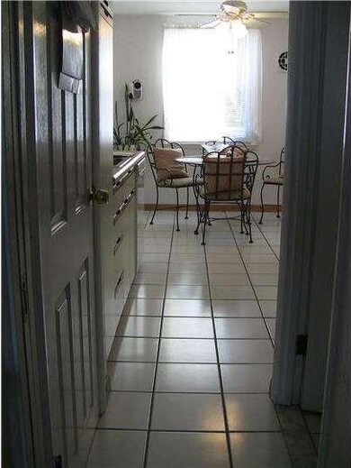 103 Hickory Hill Rd, Philadelphia, PA 19154 - photo 2