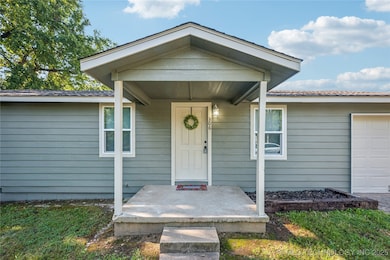 306 Short St, Tahlequah, OK 74464 - photo 2