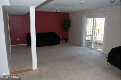 9982 Hemlock Woods Ln, Burke, VA 22015 - photo 5