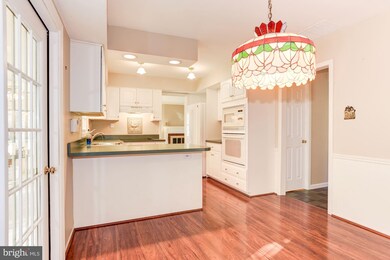 12414 Eastgate Ln, Laurel, MD 20708 - photo 5