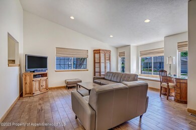 04_1465_Graham_Court004_mls