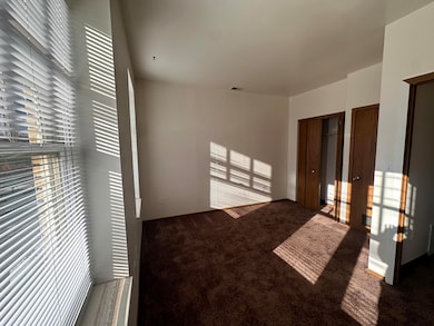 590 Parkview Dr unit 301, Detroit, MI 48214 - photo 7