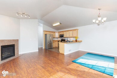 Living Room 20180524-DW-0736-SMALL