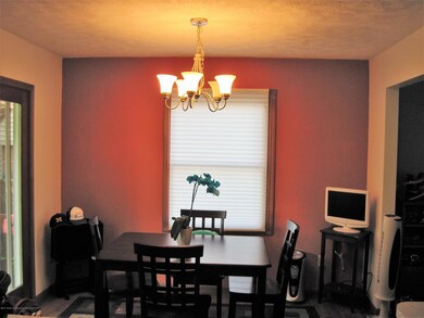 5924 Coulson Ct, Lansing, MI 48911 - photo 2