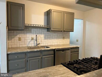 2204 Waters Edge Dr unit 45, Newark, DE 19702 - photo 2