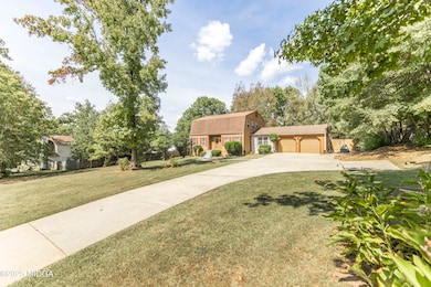 148 River North Blvd 1