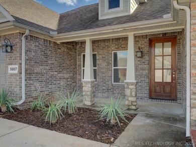5607 Nottingham Place, Bartlesville, OK 74006 - photo 2