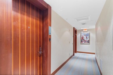 Your entryway into 504N