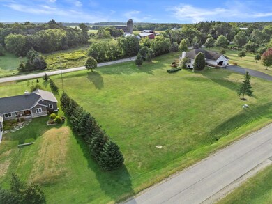 6601 Foxtail Ln unit 27, Burlington, WI 53105 - photo 3