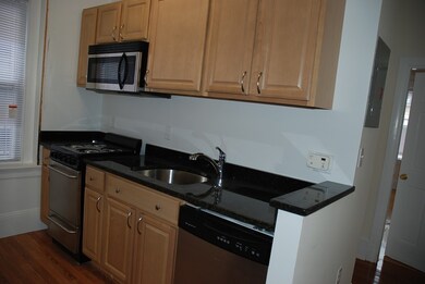 674 Washington St unit 2, Brookline, MA 02446 - photo 6