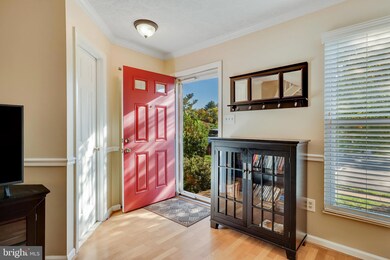 13212 Custom House Ct, Fairfax, VA 22033 - photo 4