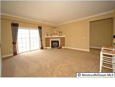 213 Knightsbridge Ln, Morganville, NJ 07751 - photo 4