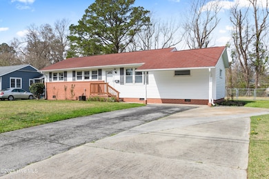 1025 Decatur Rd, Jacksonville, NC 28540 - photo 3