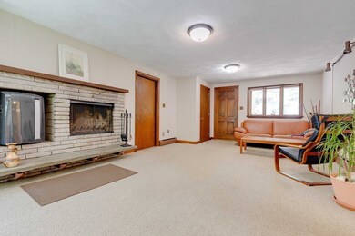 4 Wethersfield Dr, Andover, MA 01810 - photo 5