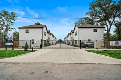 2610 Huntington Creek Ln, Houston, TX 77093 - photo 3