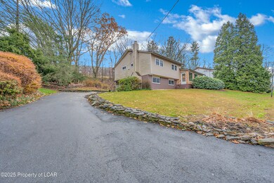 18 Pen-Y-bryn Dr, Scranton, PA 18505 - photo 4