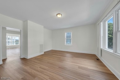 151 Sutton Ave, Totowa, NJ 07512 - photo 7