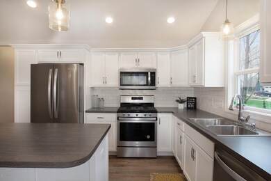 5347 Rischow Dr SW, Wyoming, MI 49509 - photo 4