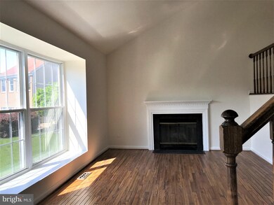 3637 Paoli Ct, Chantilly, VA 20151 - photo 5