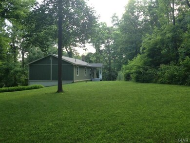 7145 Corning Rd, Zionsville, PA 18092 - photo 5