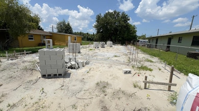 2180 Towles St, Fort Myers, FL 33916 - photo 4