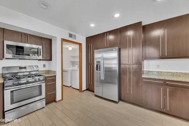 11100 LOMA ROJA Dr