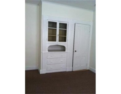 318 Springfield St, Chicopee, MA 01013 - photo 7