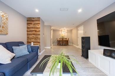 605 Franklin Crossing Rd, Franklin, MA 02038 - photo 6