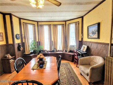 318 N 1st St, Lehighton, PA 18235 - photo 6