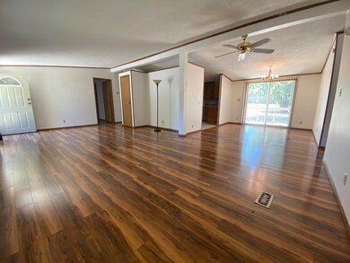 5041 N Burning Bush Rd, Columbia, MO 65202 - photo 2