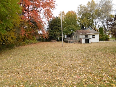 8932 Center St, Berrien Center, MI 49102 - photo 6