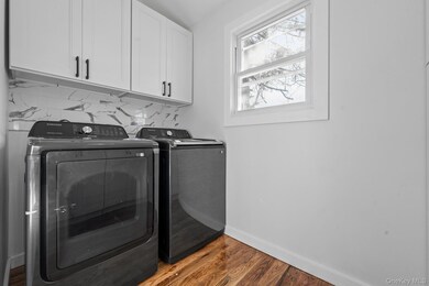 190-10 114th Dr, Jamaica, NY 11412 - photo 6
