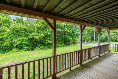 122 Spring Hollow Rd (8 of 61)