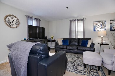 23 Lantern Ln unit 7, Dracut, MA 01826 - photo 6