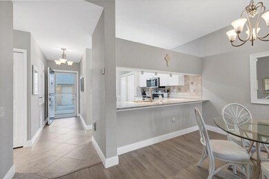 4202 Caddie Dr E unit 102, Bradenton, FL 34203 - photo 3